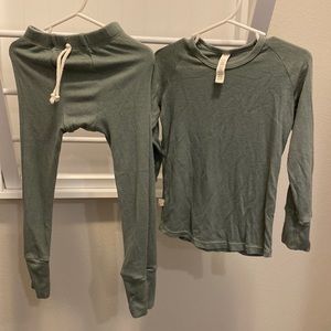 Childhoods 3t green pjs